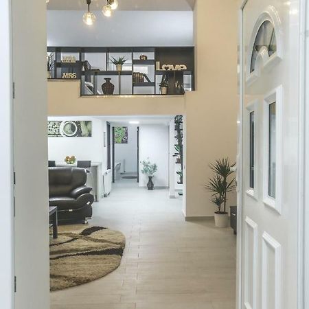 Victoria Duplex Apartament Leilighet Bucureşti Eksteriør bilde